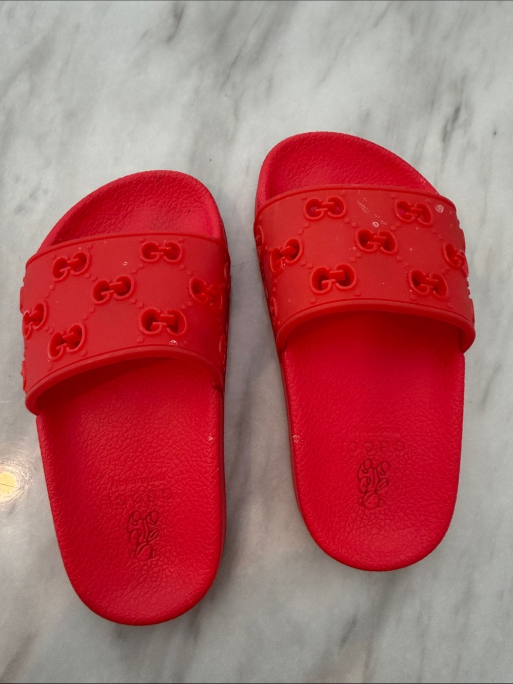 GUCCI Kids Red Logo-Embossed Slide Sandals size 8 toddler 8 baby